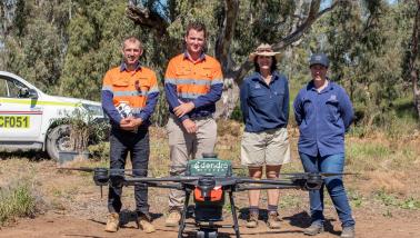 The Dendra Systems team with Stacey Vogel (CottonInfo  CRDC) and Dr Rhiannon Smith (UNE)